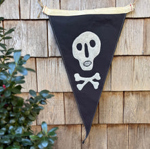 Load image into Gallery viewer, Jolly Rodger Pennant/flag