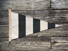 Load image into Gallery viewer, Boardshort "Stripes" - Surf Flag / pennant