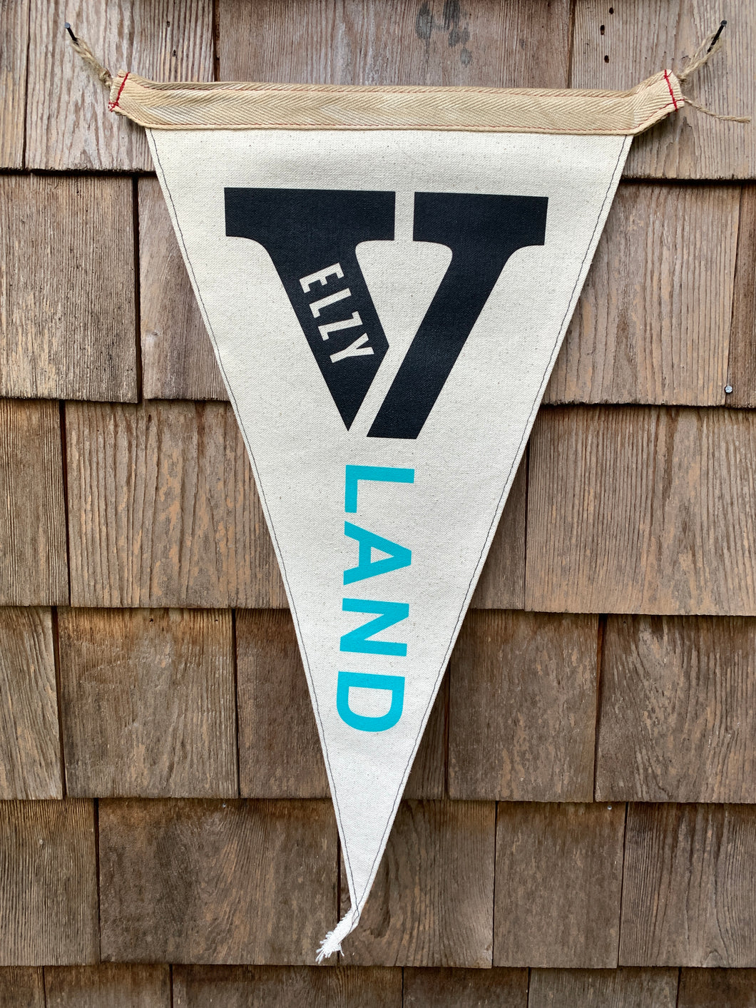 Velzyland - Surf Flag - Pennant