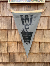 Load image into Gallery viewer, Wildwood Crest, NJ - Surf/Town Flag
