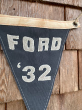 Load image into Gallery viewer, Ford &#39;32 - Race Day - Surf flag / pennant
